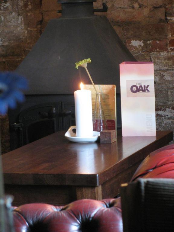 Oak Inn Upton Snodsbury Luaran gambar