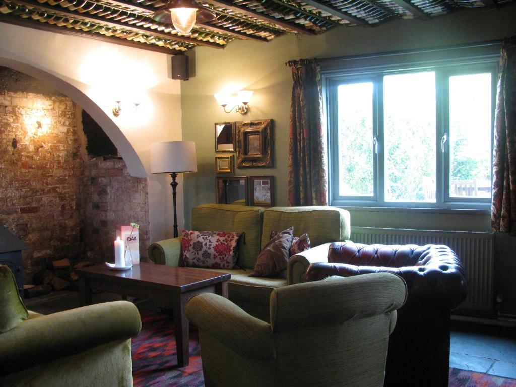 Oak Inn Upton Snodsbury Luaran gambar
